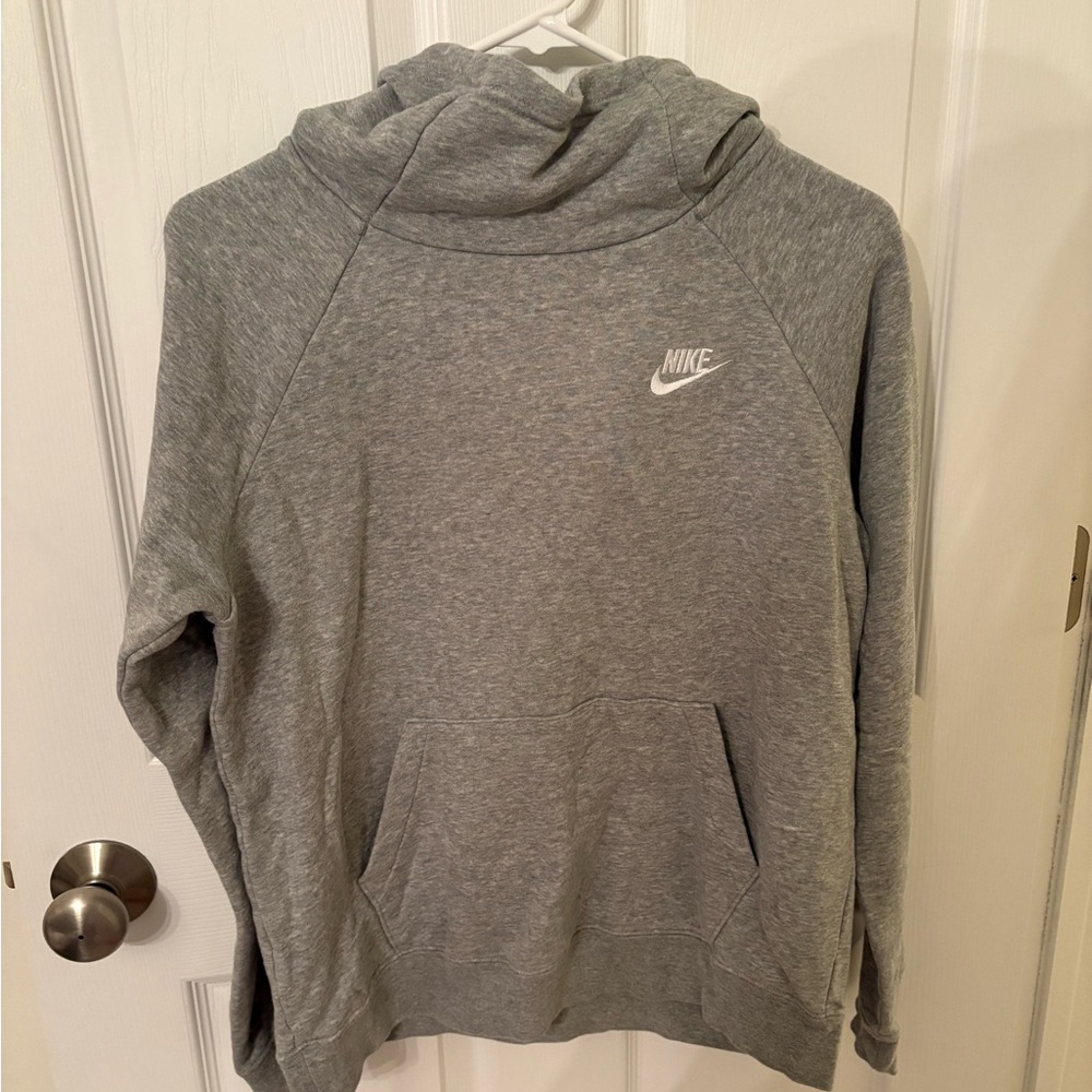Nike Heather Gray Sweatshirt